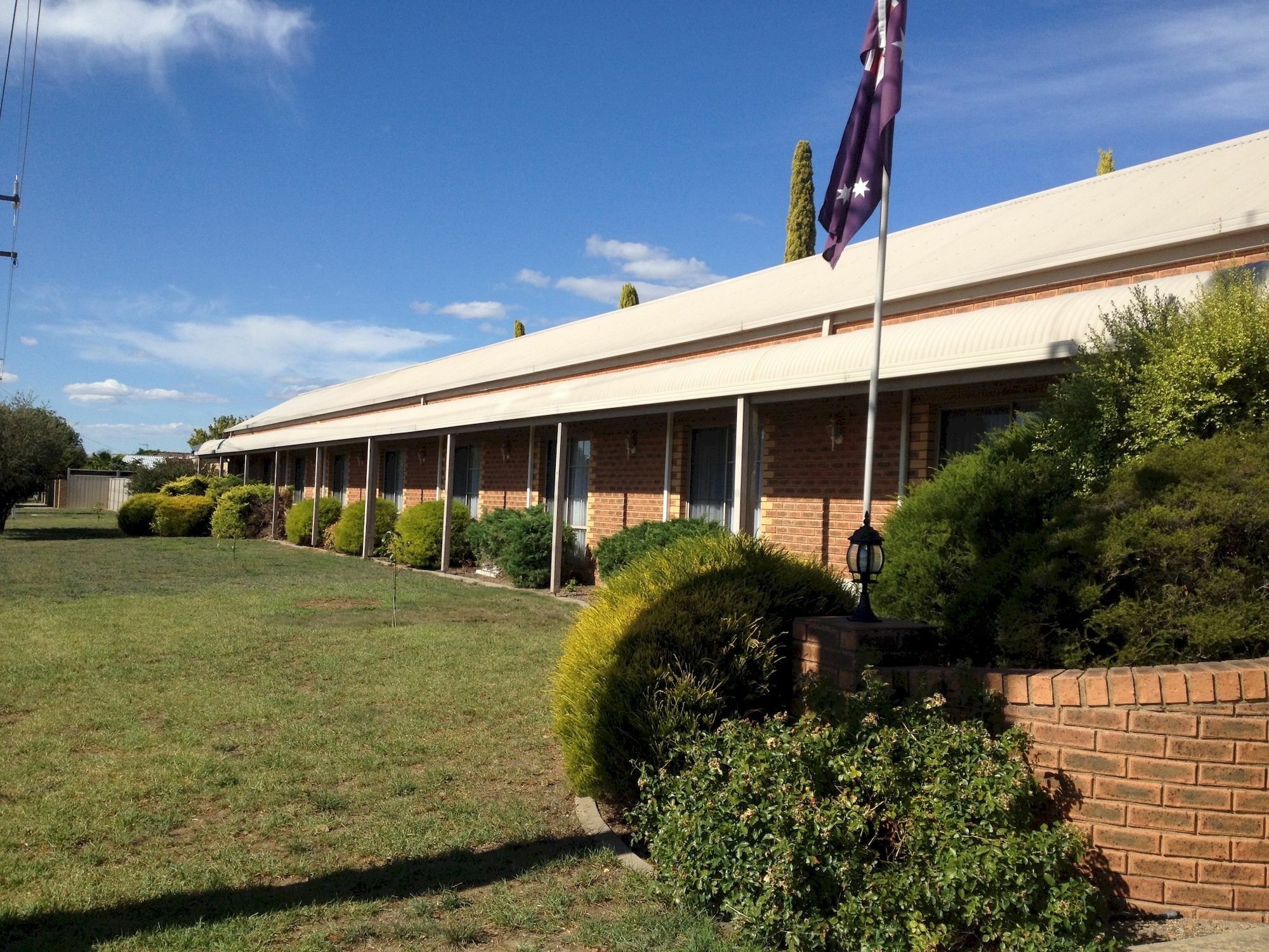 Glider Motel 4*