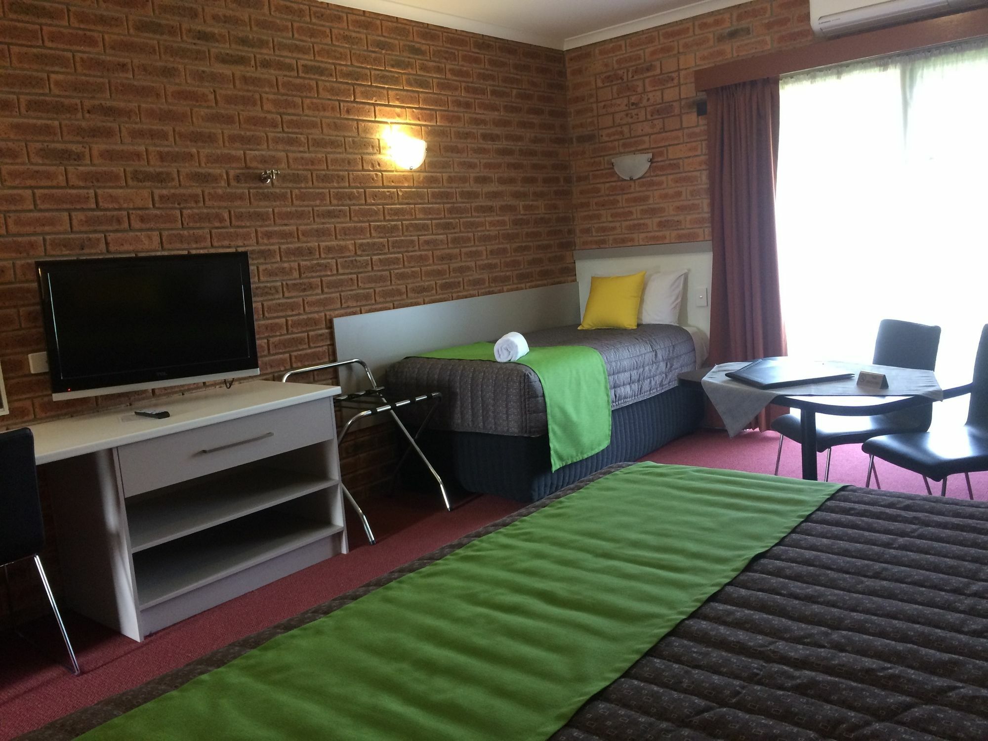 Glider Motel